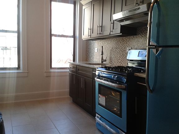 2nd image of 3420 42nd St APT 2R