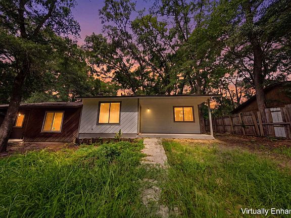 2nd image of 1824 Seay Ct