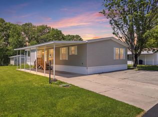 140 Tamarack Ave NE, Cedar Springs, MI 49319