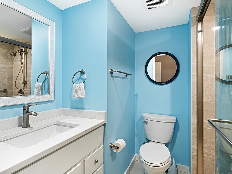 604 S Washington Sq #2106 — Photo 12