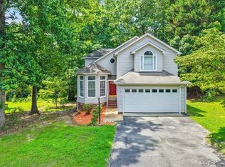 3019 Ramsey Dr, Chester, VA 23831