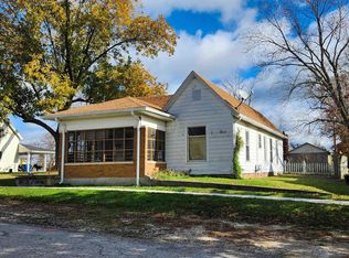 510 S 6th St, Mitchell, IN 47446