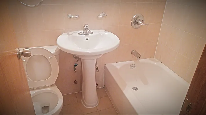 Rented by Downtown Mgt & Realty LLC | media 4