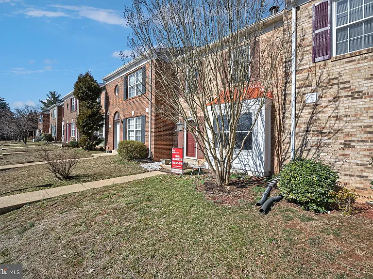 4793 S Park Ct — Photo 42