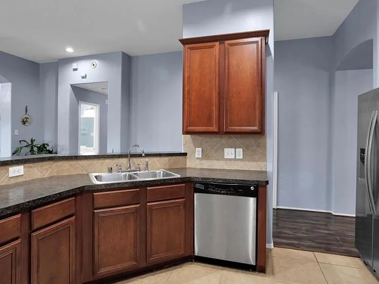 5015 Bridgecrossing Ct — Photo 5