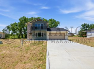 235 Arbor, Valley Center, KS 67147