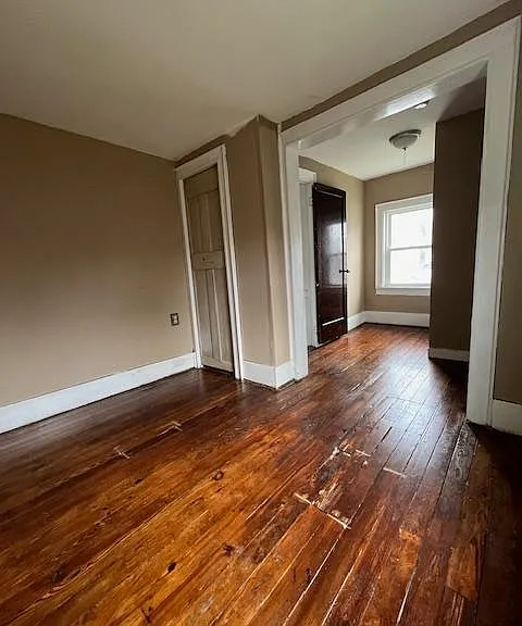 305 Poplar St #1 — Photo 8