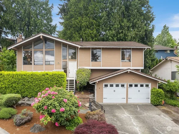 4521 165th Avenue NE, Redmond, WA 98052
