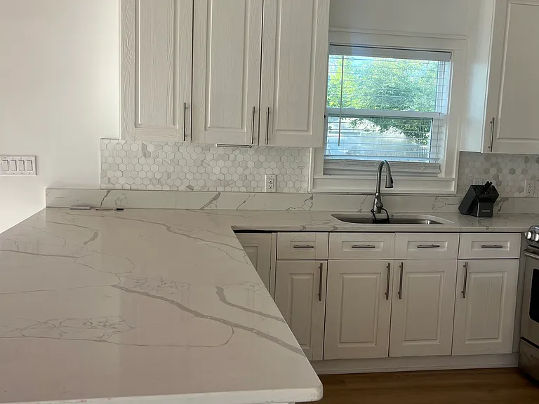 74 Trick Cir — Photo 2
