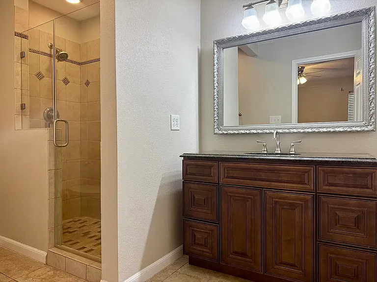 2926 Panhandle Dr — Photo 8