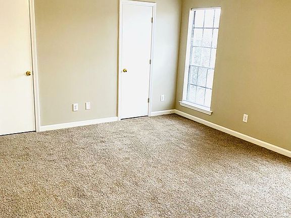 3rd image of 1202 Sweetwood Ct