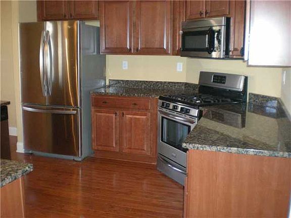 2nd image of 5290 Ivy Creek Ln