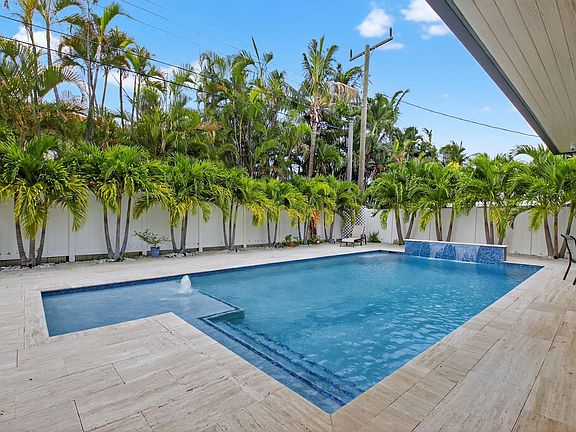 5th image of 711 NE 6th Street