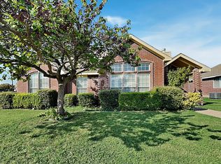 201 Parkway Ct, Rockwall, TX 75032