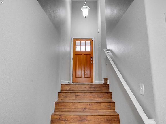 3rd image of 2106 Charlie Ct