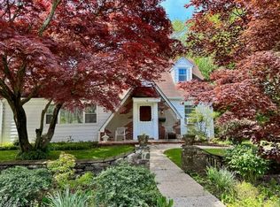 16 Douglas Ave, Madison, NJ 07940