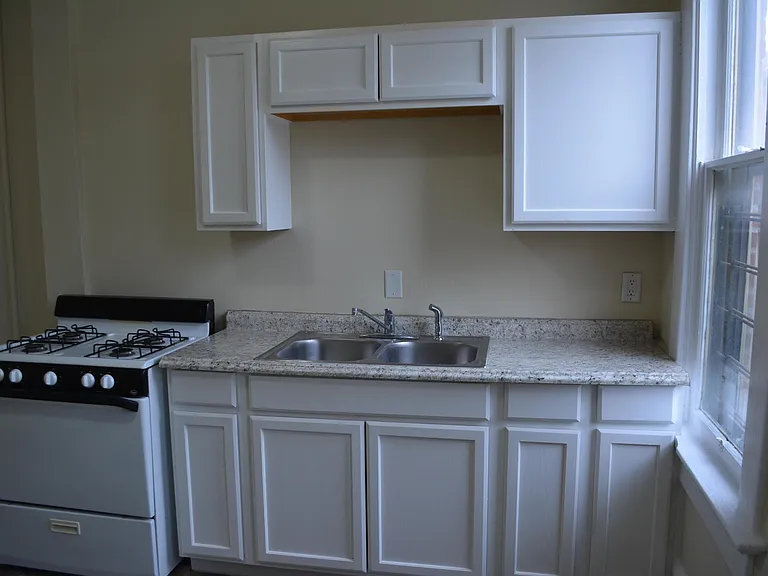 1257 Dennison Ave — Photo 5