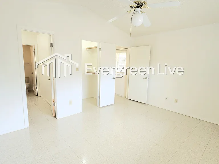 2303 Sandia Ct — Photo 13