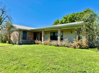 404 Lakeshore Loop, Tow, TX 78672