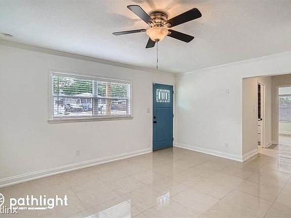 5th image of 6916 Lynn Ave