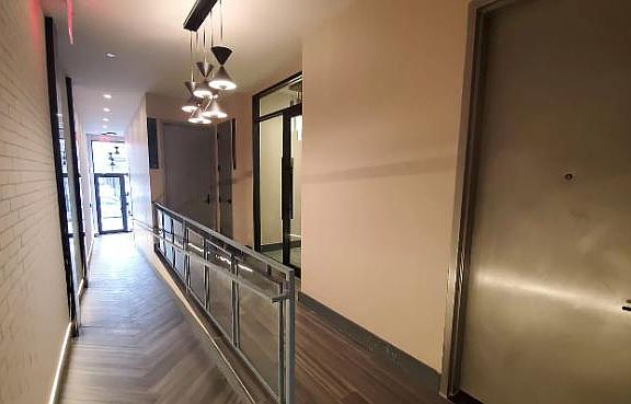 3rd image of 1409 Bryant Ave #1B