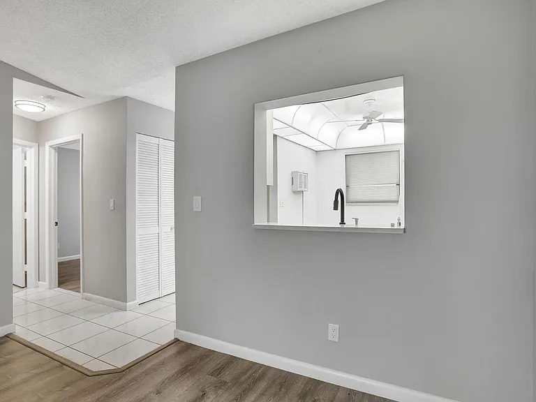9413 Boca Cove Cir — Photo 20