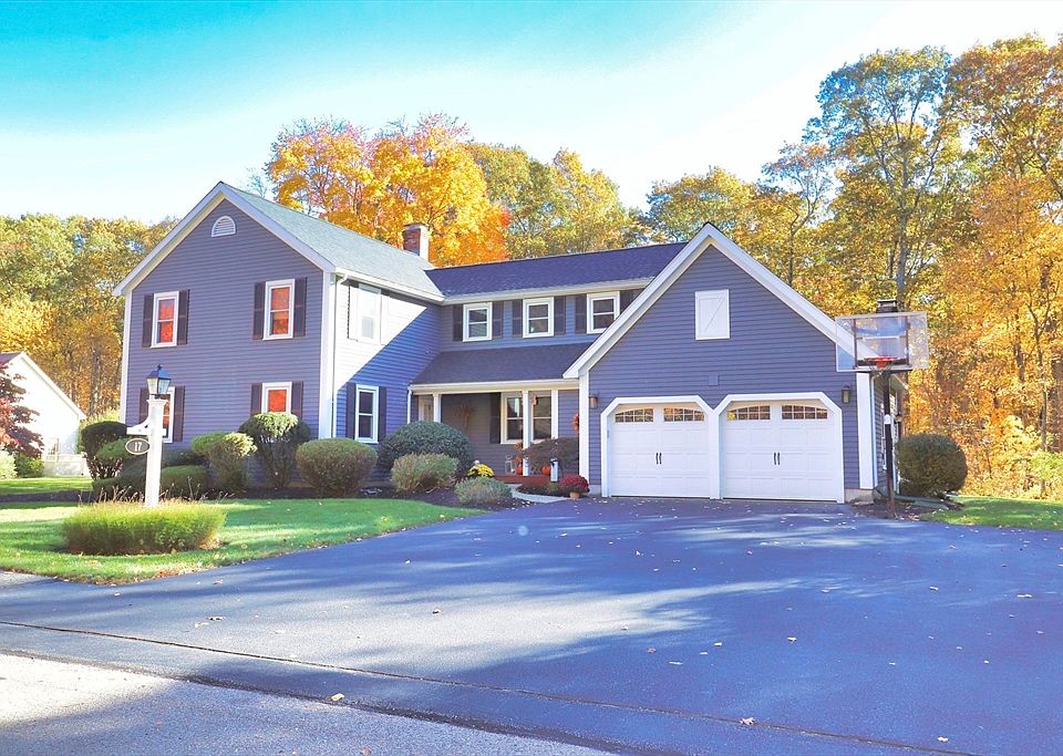 1st image of 17 Fairway Ln