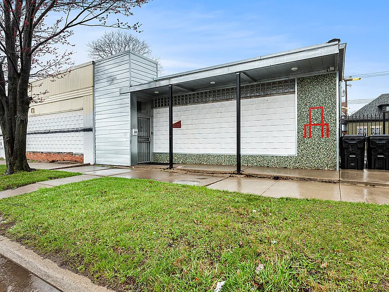 3020 E Grand Blvd — Photo 14