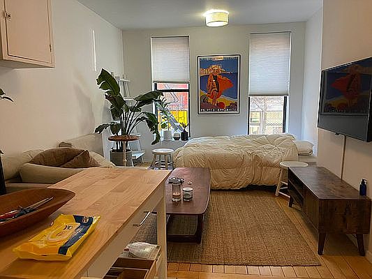 1st image of 95 Orchard St APT 4