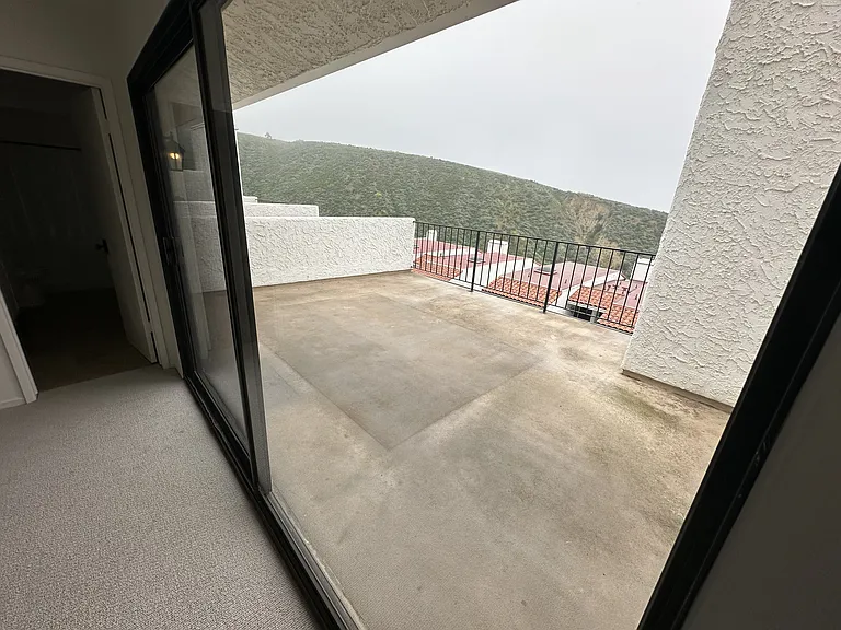 Top balcony - Primary Bedroom
