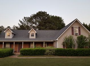 148 Leguin Forest Dr, Locust Grove, GA 30248
