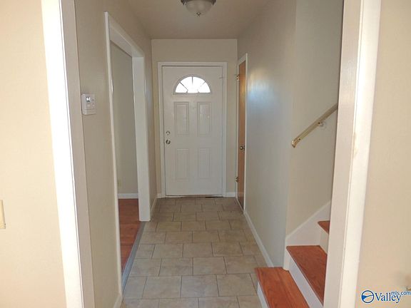 4th image of 11238 Hillwood Dr SE
