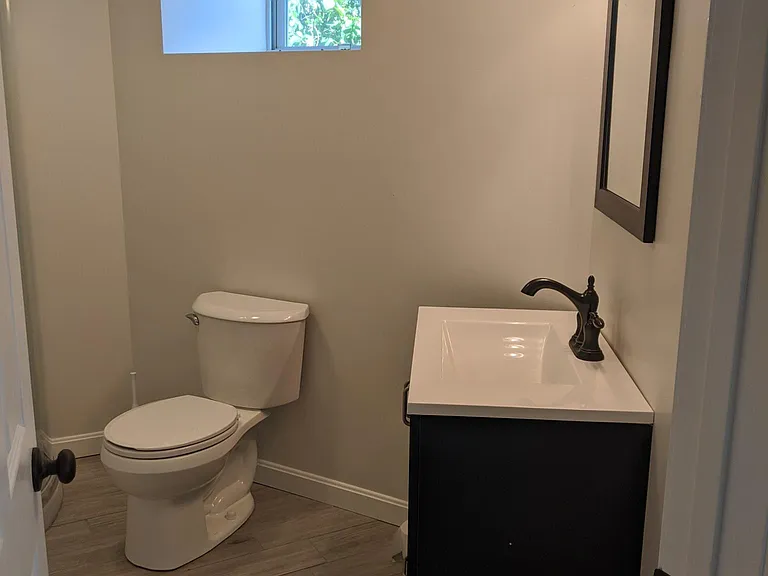 1008 Main St #1 — Photo 9