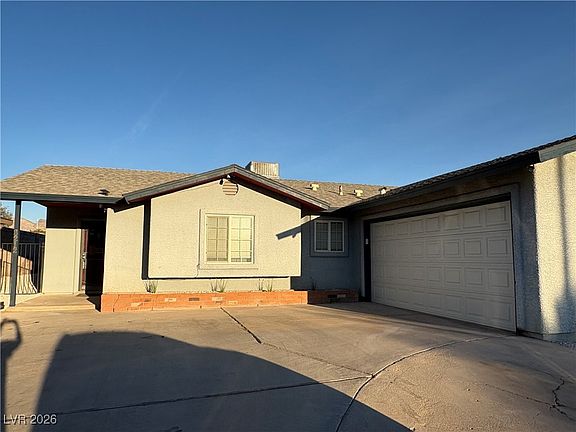 2nd image of 8212 Buccaneer Ln