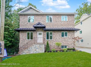 674 Arden Ave, Staten Island, NY 10312