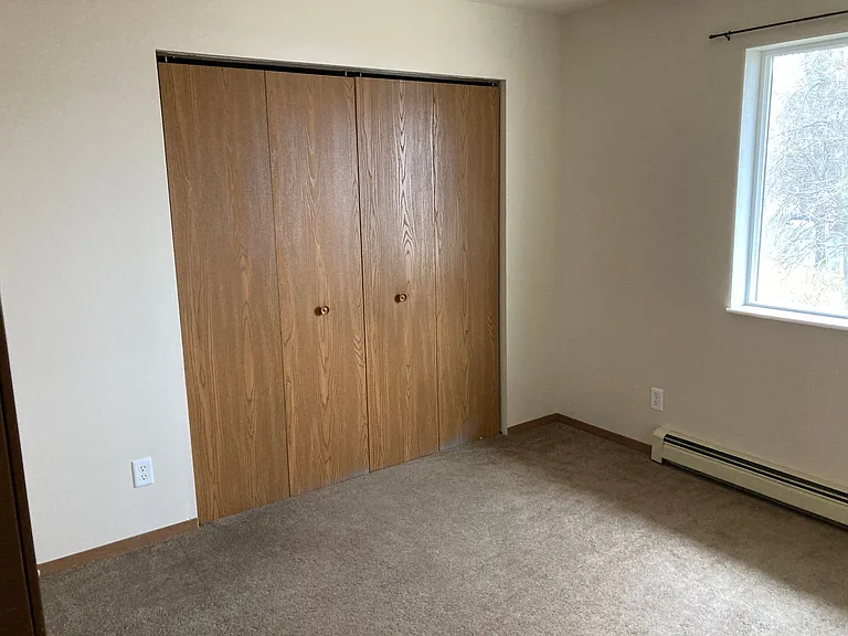 1170 Dodds Dr — Photo 13