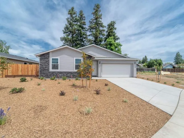 876 Tiffani Way, Oakdale, CA 95361