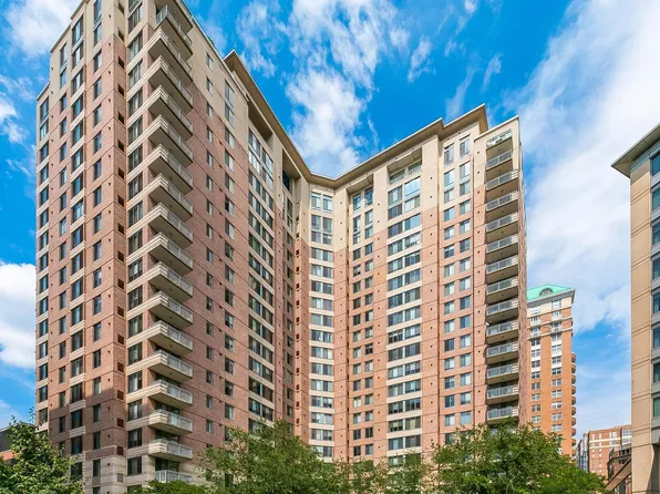 851 N Glebe Rd APT 1413, Arlington, VA 22203