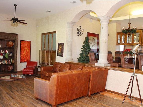 3rd image of 1803 River Bend Dr