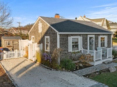 5 Beach St, Mattapoisett, MA, 02739