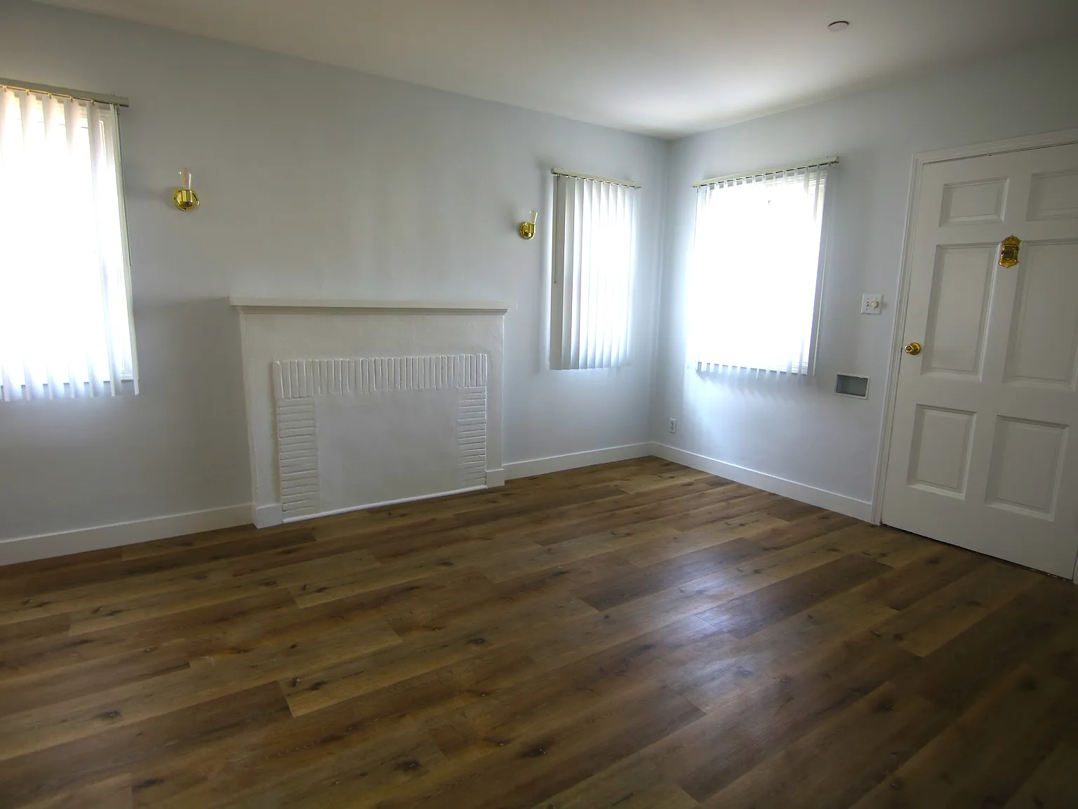 2 bed, $3,475 — Photo 4