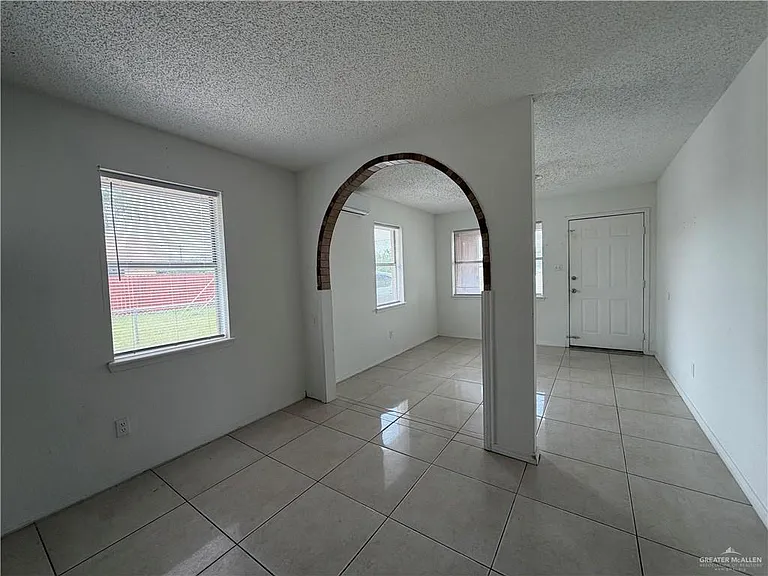 301 S Raul Longoria Rd — Photo 19