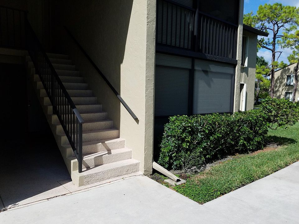1st image of 720 Sunny Pine Way