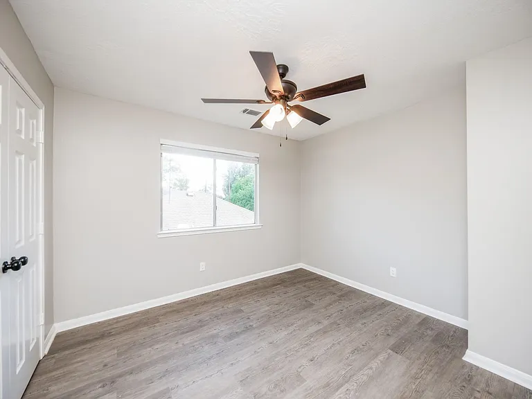 14011 Cypress Falls Dr — Photo 24