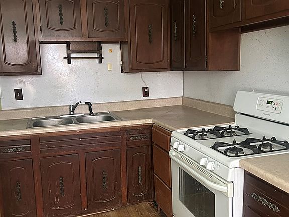 5th image of 5065 Wards Rd