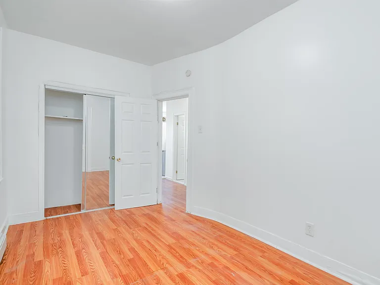 404 Danforth Ave — Photo 9