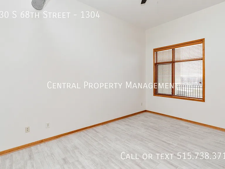230 S 68th St #1304 — Photo 9