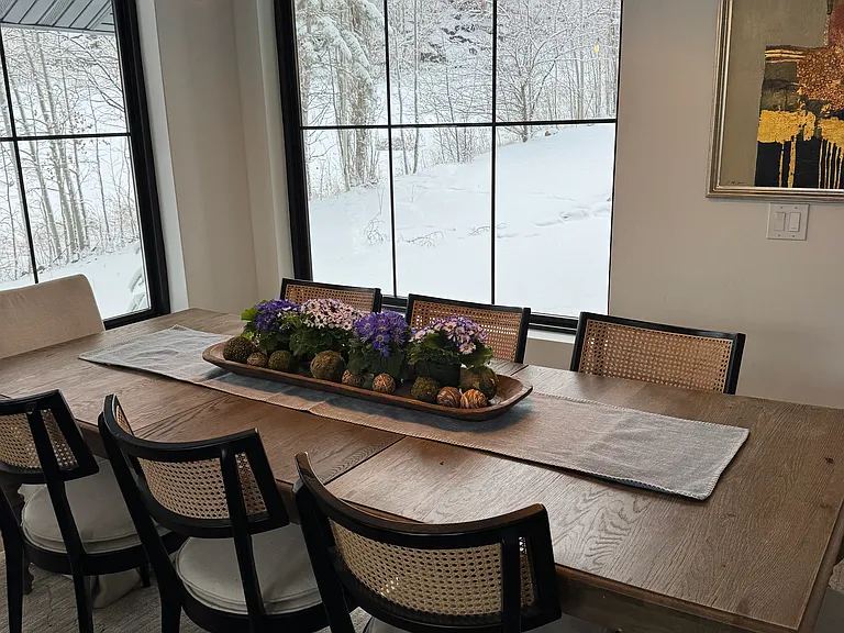 3027 Homestead Rd — Photo 3