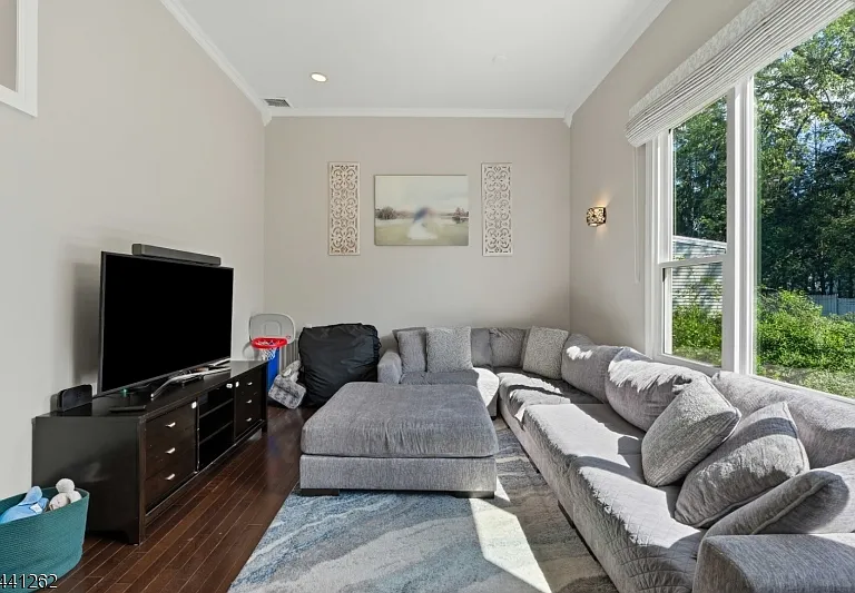 42 Brandon Ave — Photo 13