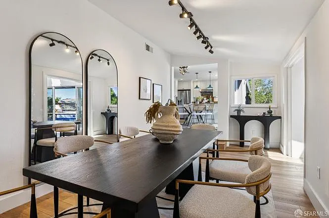 3350 Carlyle Ter — Photo 24